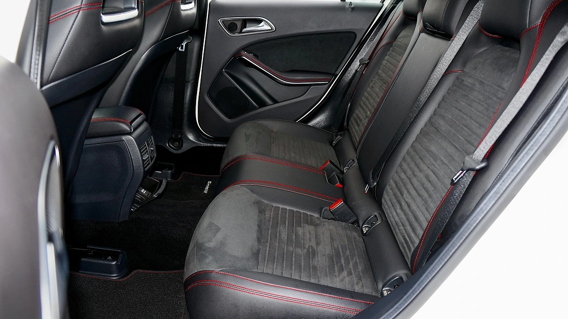 Luxe interieur reiniging auto AMG